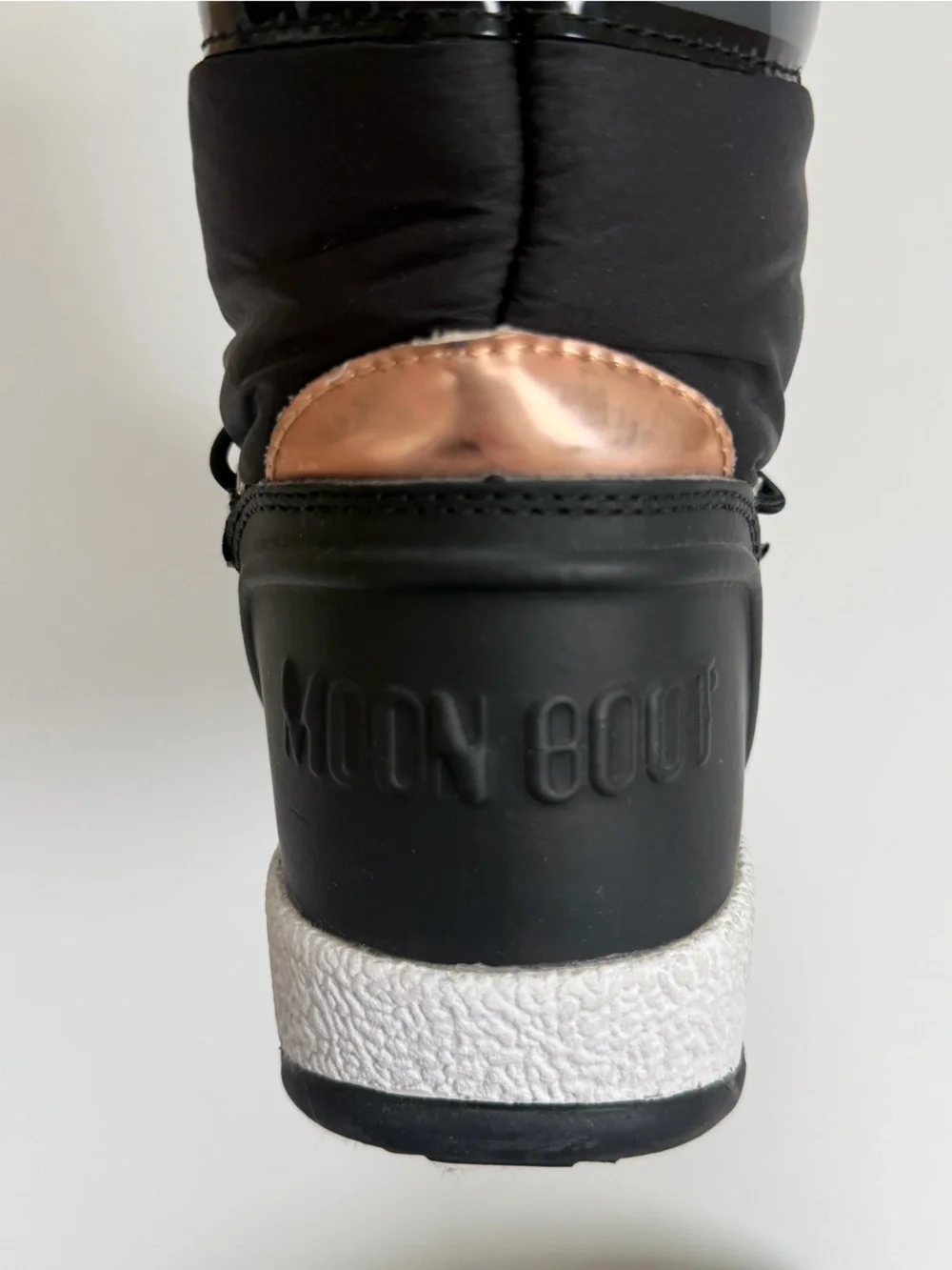 Moon Boot Black and Rose Gold Metallic Winter Boots Kids Size 2.5